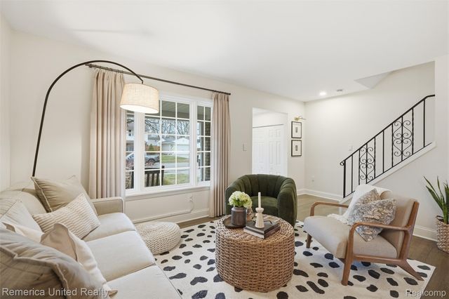 36408 Rayburn Street, Livonia, MI 48154