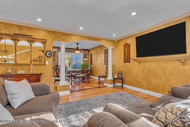 541 Frank Applegate Road, Jackson, NJ 08527