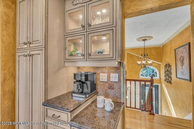 541 Frank Applegate Road, Jackson, NJ 08527