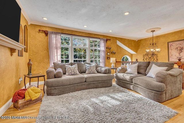 541 Frank Applegate Road, Jackson, NJ 08527