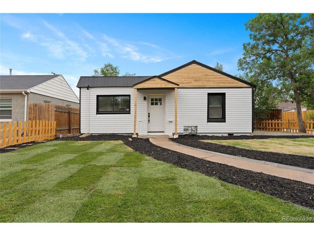 1716 Nome St, Aurora, CO 80010