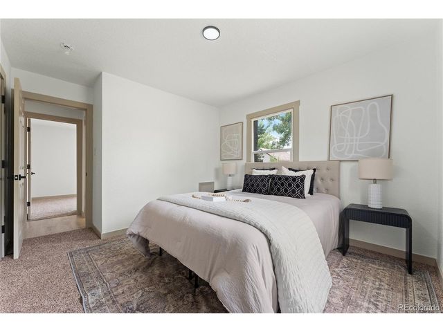 1716 Nome St, Aurora, CO 80010