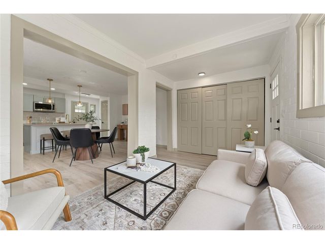 1716 Nome St, Aurora, CO 80010