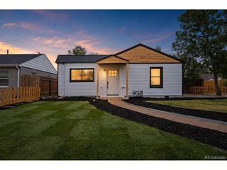 1716 Nome St, Aurora, CO 80010