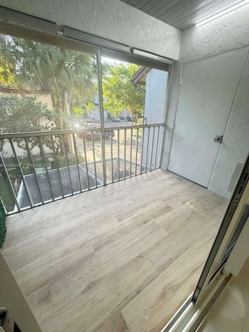 9307 SW 138th Pl 9307, Miami, FL 33186