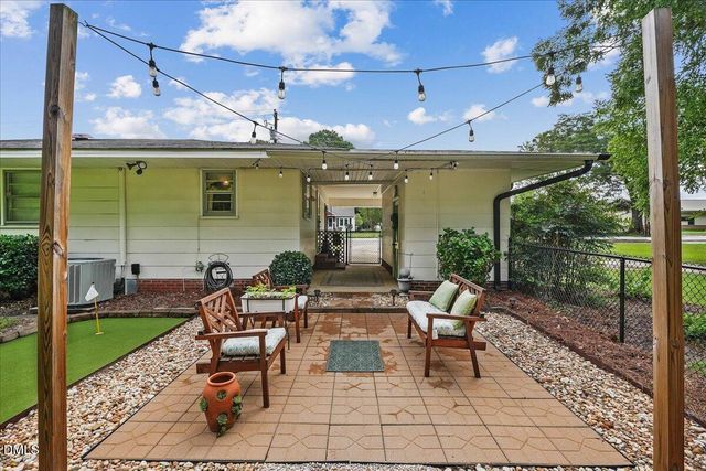 206 E Main Street, Micro, NC 27555