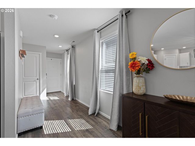 17514 Nw 10TH Ave, Ridgefield, WA 98642