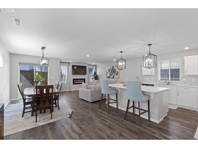 17514 Nw 10TH Ave, Ridgefield, WA 98642