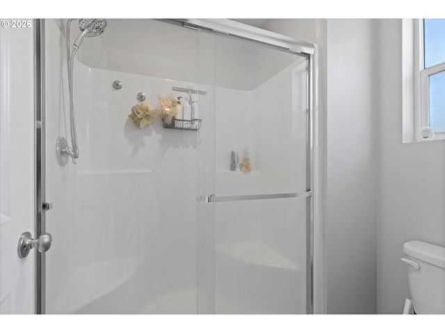 17514 Nw 10TH Ave, Ridgefield, WA 98642