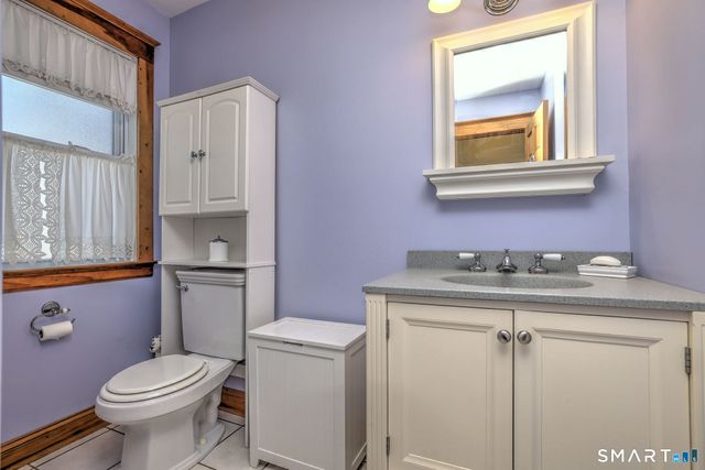 48 Winthrop Court, Milford, CT 06460