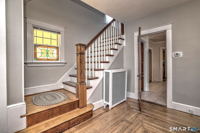 48 Winthrop Court, Milford, CT 06460