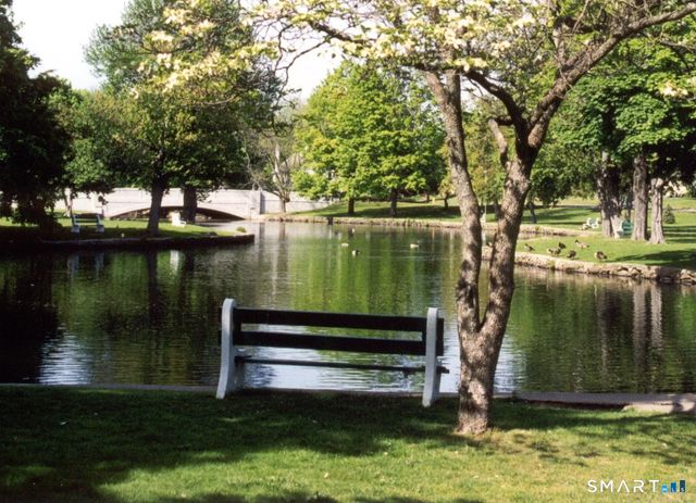 48 Winthrop Court, Milford, CT 06460