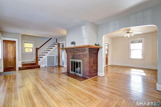 48 Winthrop Court, Milford, CT 06460