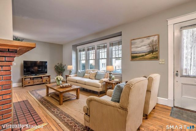 48 Winthrop Court, Milford, CT 06460