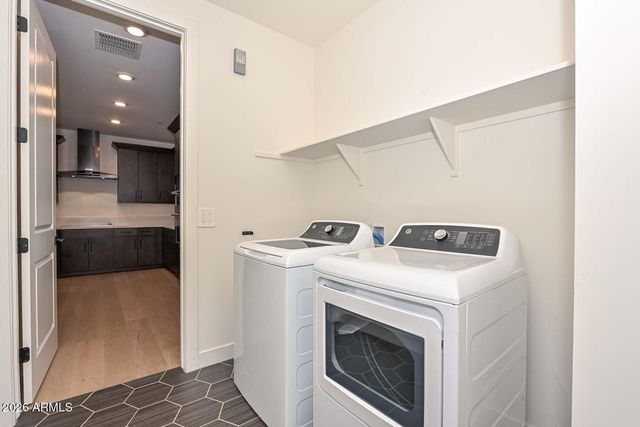 11300 N CASA DEGA Drive 1064, Surprise, AZ 85388