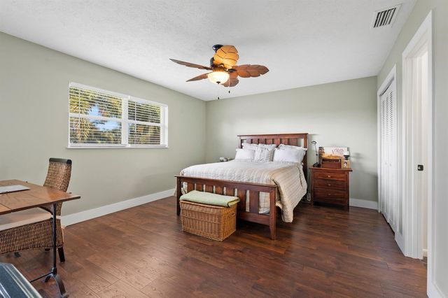 2950 SE Ocean Boulevard 119-6, Stuart, FL 34996