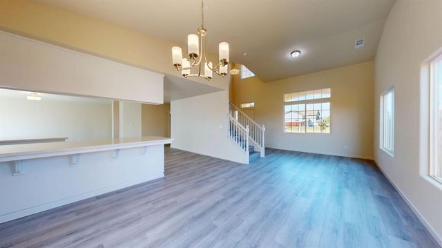 5636 Landon Ln, Riverbank, CA 95367