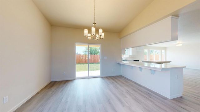 5636 Landon Ln, Riverbank, CA 95367