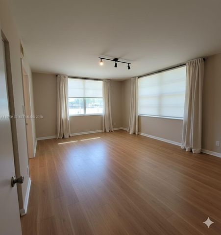 7680 NW 18th St 101, Margate, FL 33063