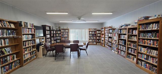 7680 NW 18th St 101, Margate, FL 33063