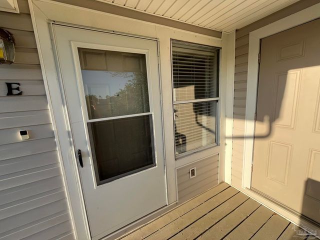 1271 Redwood Ln 230 E, Gulf Breeze, FL 32563