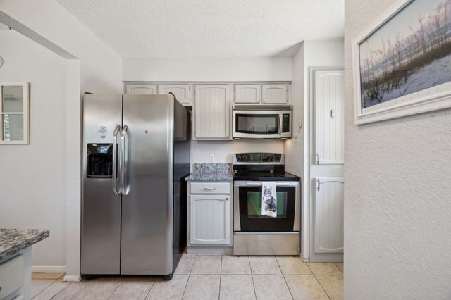 2915 Kathleen Lane, Euless, TX 76039