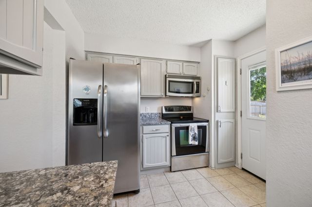 2915 Kathleen Lane, Euless, TX 76039