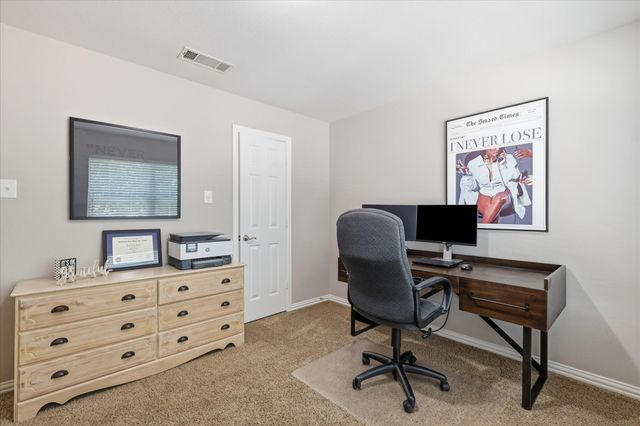 851 Branch Crossing, Lantana, TX 76226