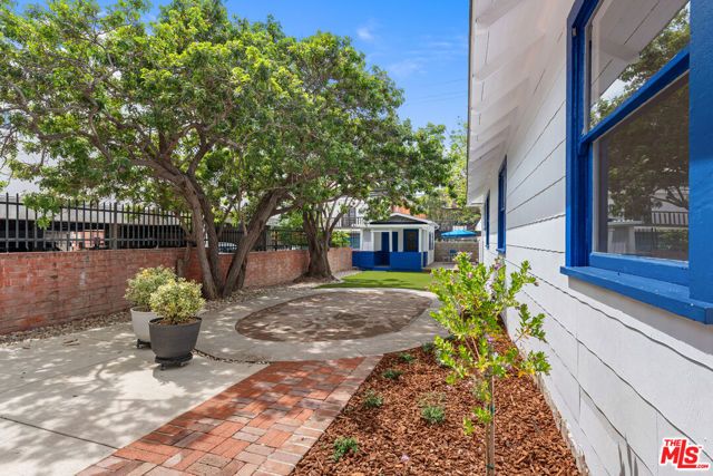 2650 2nd Street, Santa Monica, CA 90405