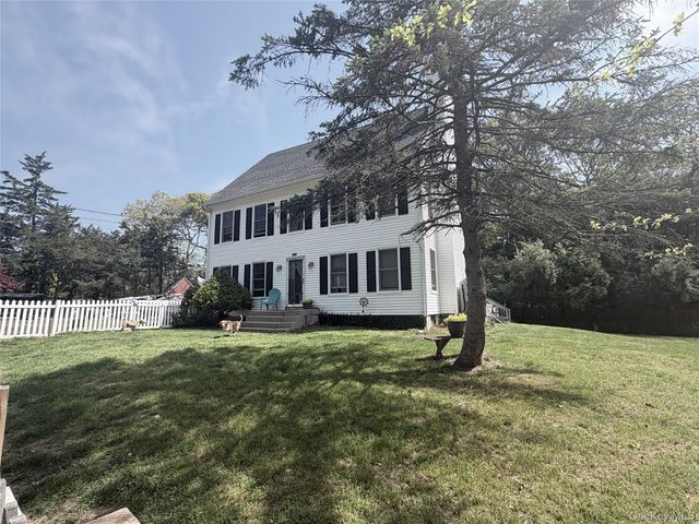 533, Westhampton Beach, NY 11978