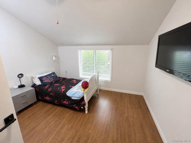 533, Westhampton Beach, NY 11978