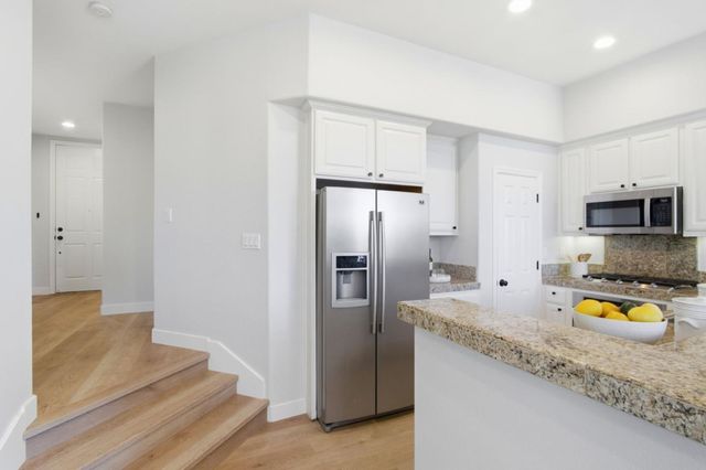 2400 Plateau Drive, San Jose, CA 95125