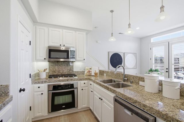 2400 Plateau Drive, San Jose, CA 95125