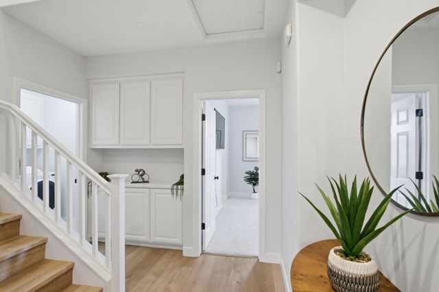 2400 Plateau Drive, San Jose, CA 95125