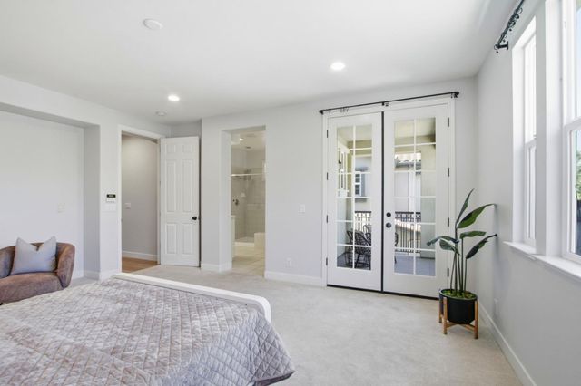 2400 Plateau Drive, San Jose, CA 95125