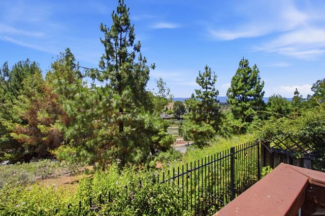 2400 Plateau Drive, San Jose, CA 95125