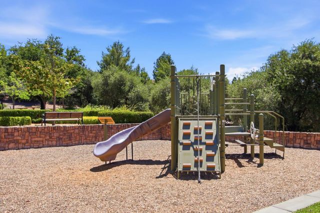 2400 Plateau Drive, San Jose, CA 95125