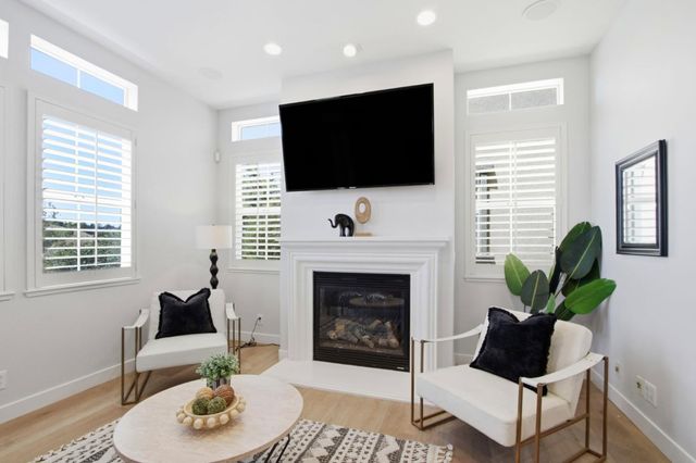 2400 Plateau Drive, San Jose, CA 95125