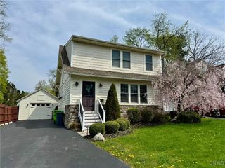 116 Brookfield Road, Salina, NY 13211