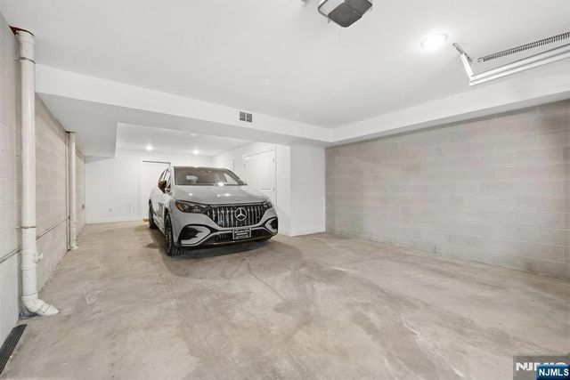 1516 71st Street, North Bergen, NJ 07047