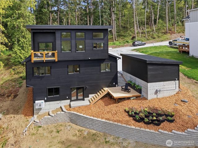 19420 93rd Drive NW, Stanwood, WA 98292