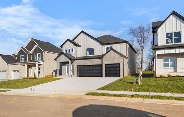 435 Blue Ridge Ct, Clarksville, TN 37043