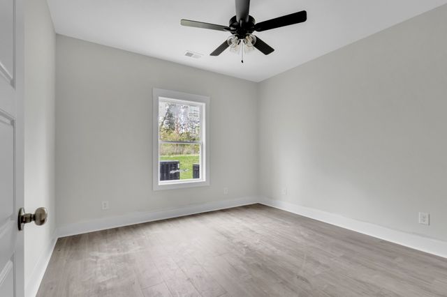 435 Blue Ridge Ct, Clarksville, TN 37043