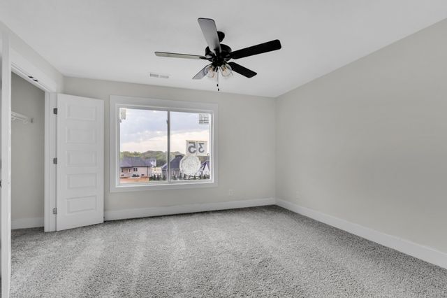 435 Blue Ridge Ct, Clarksville, TN 37043