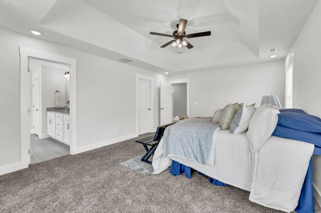 435 Blue Ridge Ct, Clarksville, TN 37043