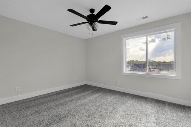 435 Blue Ridge Ct, Clarksville, TN 37043