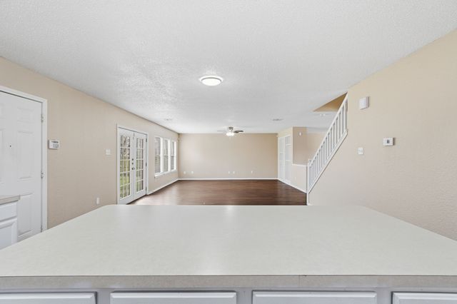 304 Sandlewood Lane, Cedar Hill, TX 75104