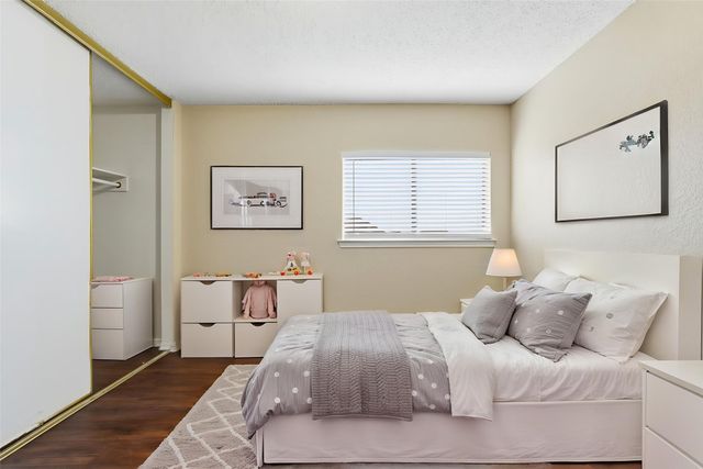 304 Sandlewood Lane, Cedar Hill, TX 75104