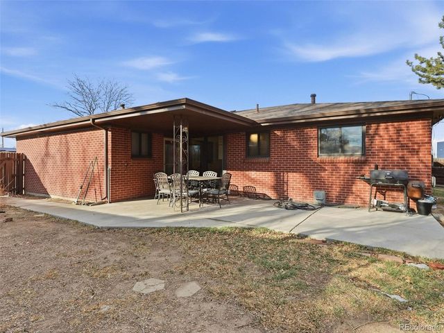 3206 Vaughn St N, Aurora, CO 80011