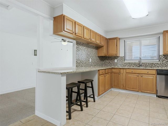 3206 Vaughn St N, Aurora, CO 80011
